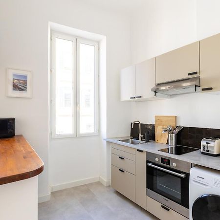 Charming Apartment For 2 People Марсилия Екстериор снимка